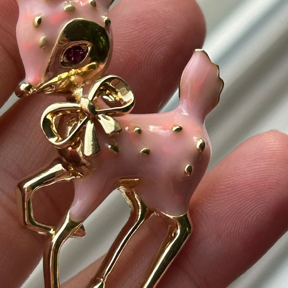 5/$25 Hard enamel pink deer brooch 🦌 - Picture 1 of 8